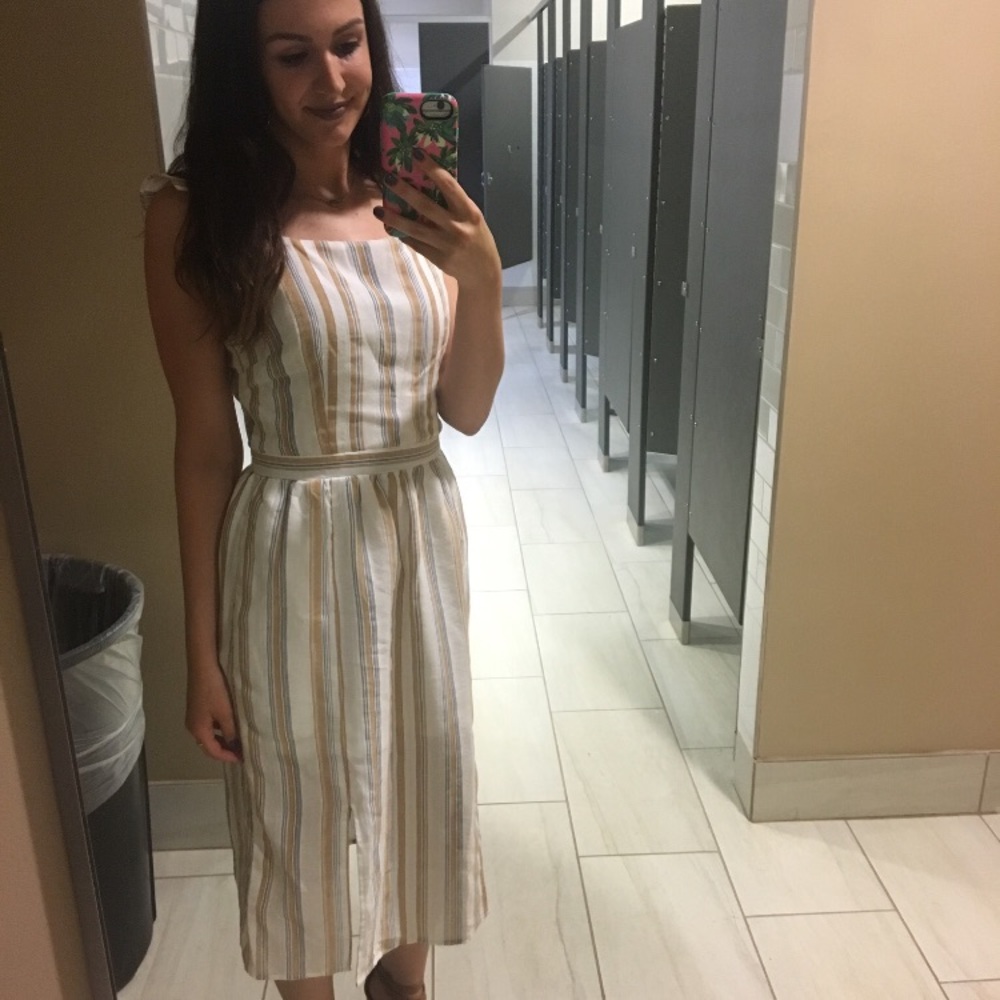 Cute midi striped dress!!